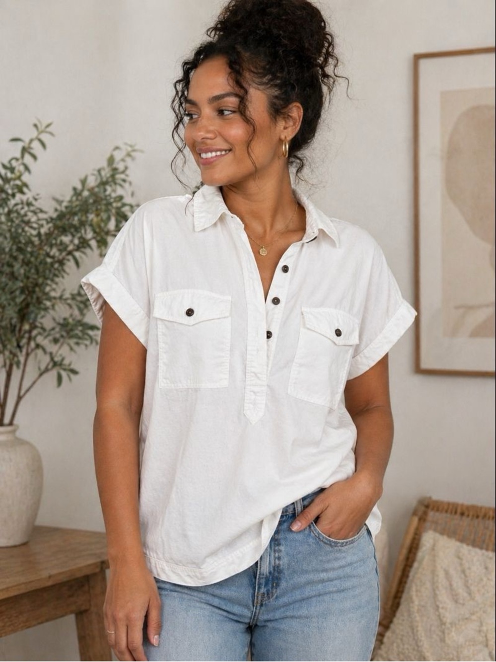 Universal Thread White Short Sleeve Popover Top | Utility Style | Size Small